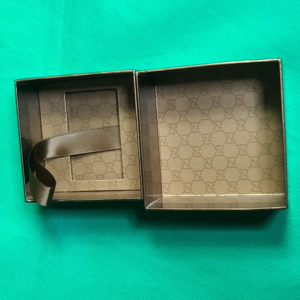 Gucci Box - Picture 3 of 6